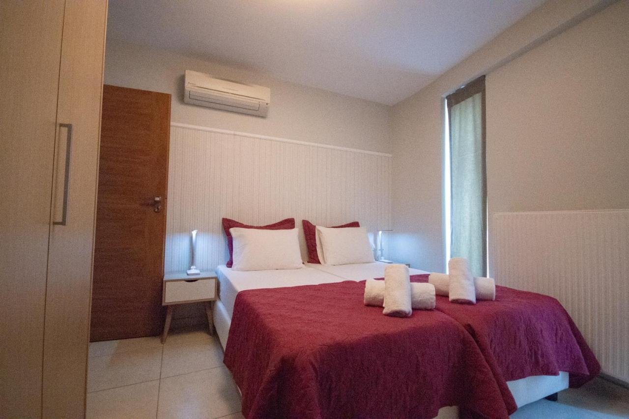 Spacious Fully Equipped 3bd 2bath In The Heart Of With Balconies Ac And Fast Wifi #2 Héraklion