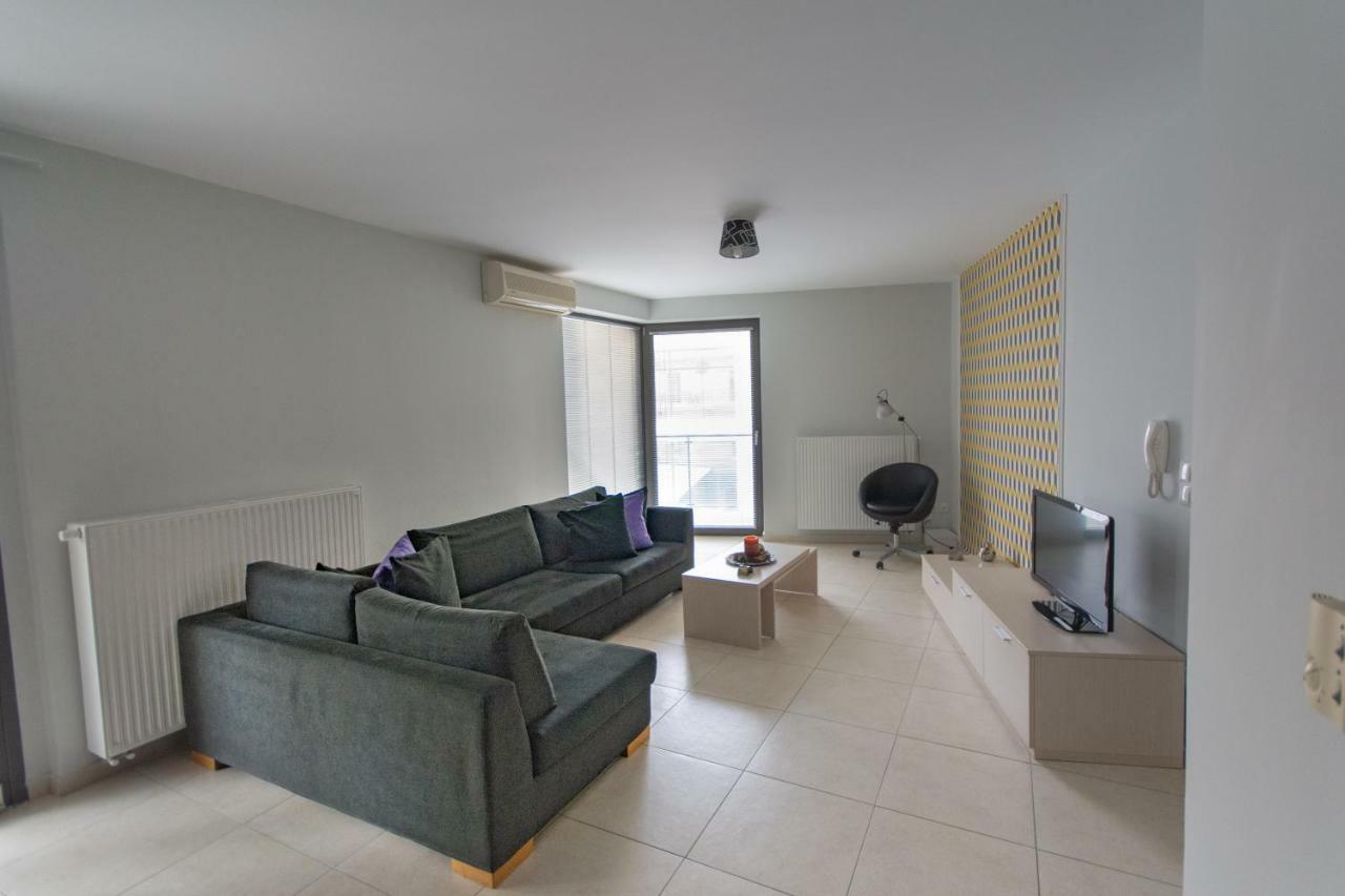Spacious Fully Equipped 3bd 2bath In The Heart Of With Balconies Ac And Fast Wifi #2 Héraklion